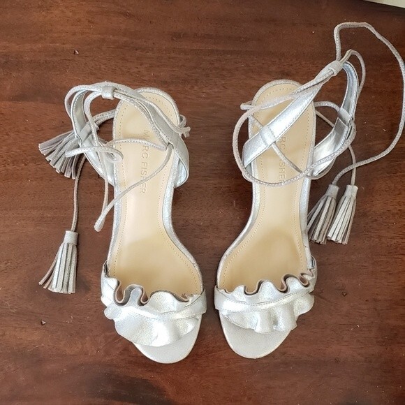 Marc Fisher Bamba Heel Silver Size 6.5 M - Picture 3 of 12